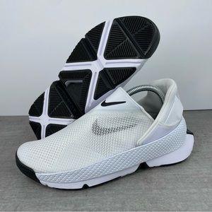 Nike Go FlyEase Sneakers - White/Black - DR5540-102